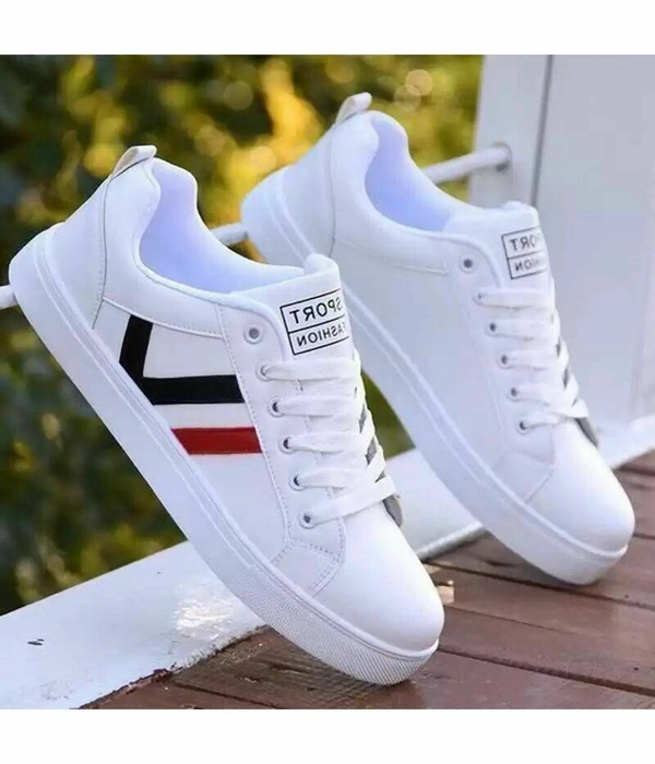 Jones White Sneakers for Men - White, UK9