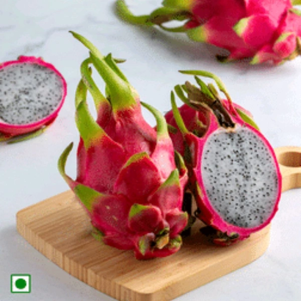 Dragon Fruit  300 To 400 Grams 1 Pieces (Dragon Hannu) 