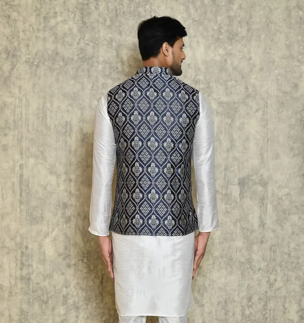 White Cotton Front Button Bundi And Kurta Se