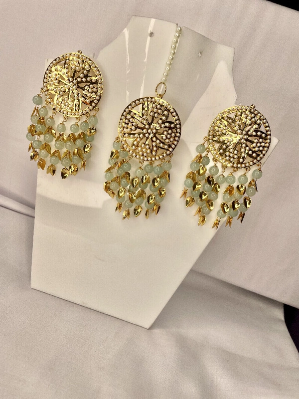 Kiyana Earing Tikka Set