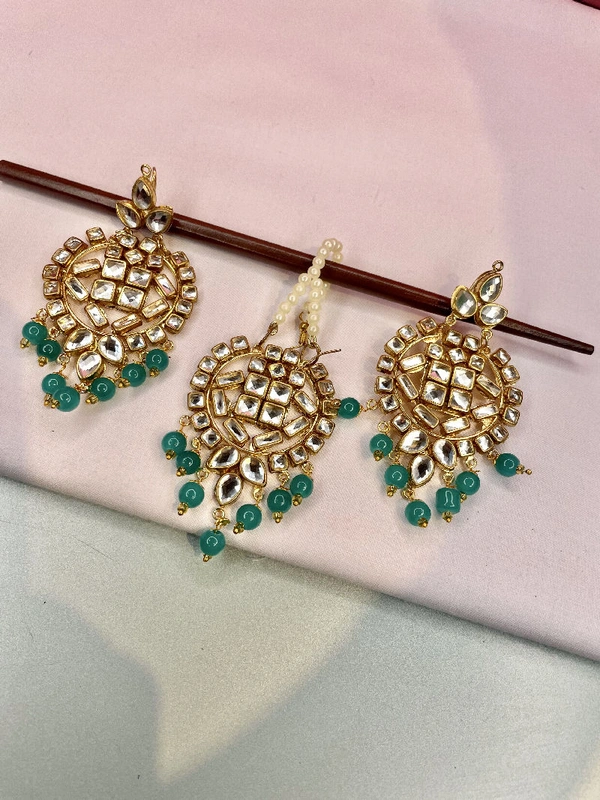 Asmita kundan Tikka Set