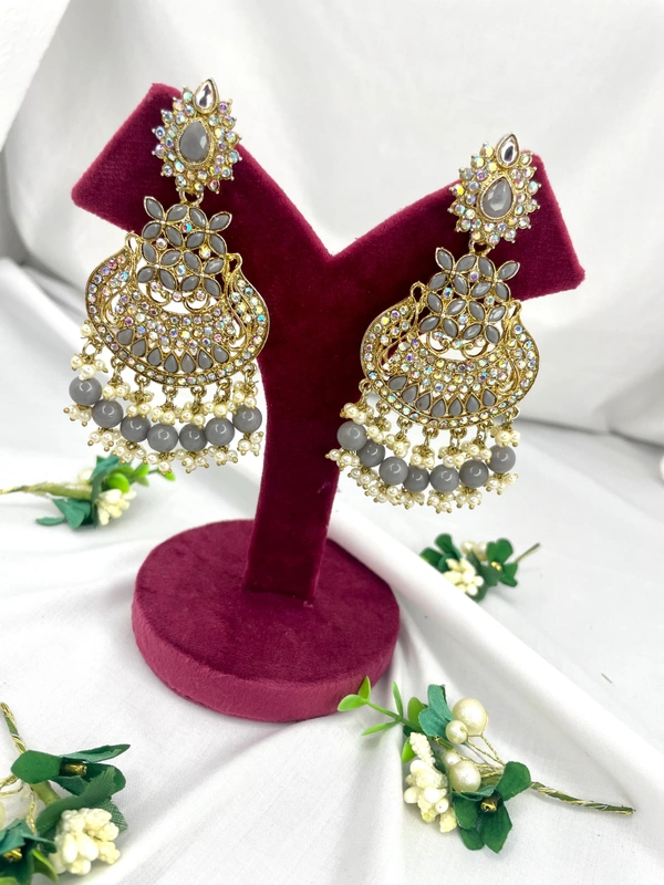 Neha Earings - Gray