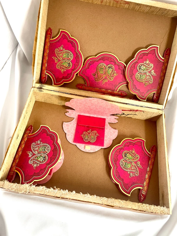 Pakkhi Envelops Red