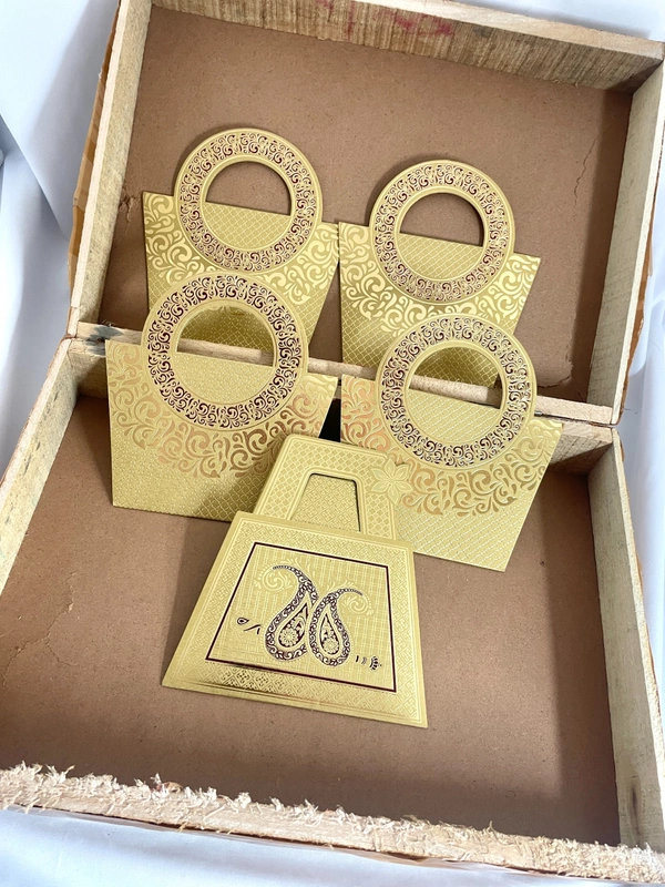 Golden Round Bag Envelop