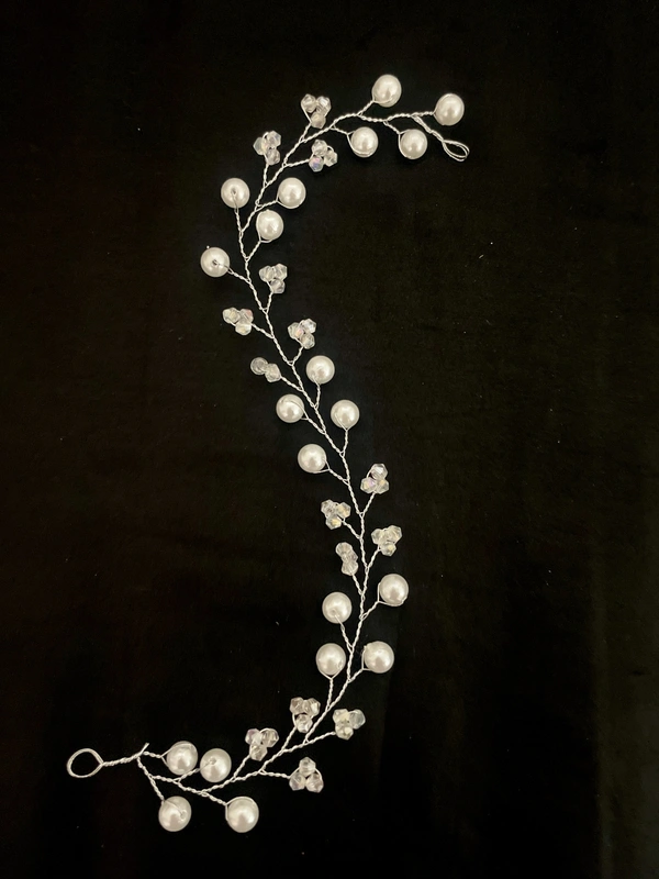Kriti Long Accessories