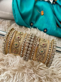 Ravneet Bangle Set - 2.6
