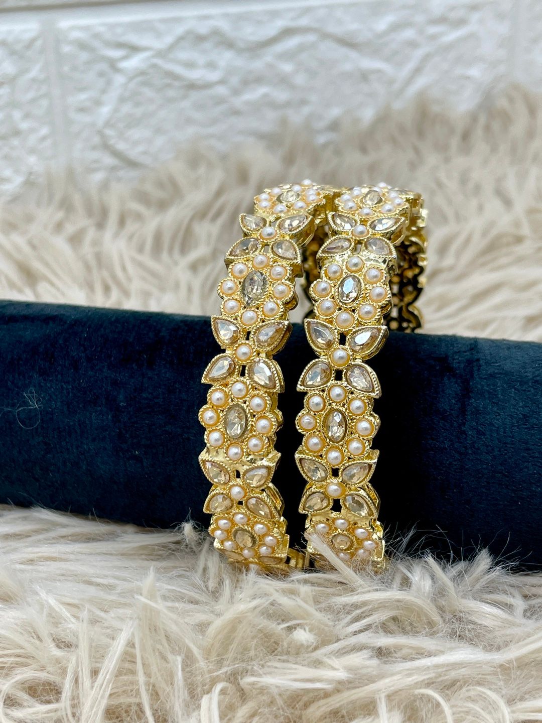 Artificial kundan deals bangles online