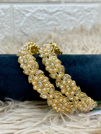 Pearl & Kundan Bangle k 13 - 2.6