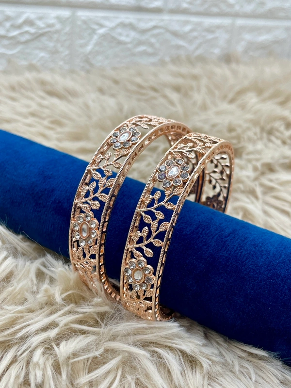 Golden Flower Pattern Bangle g11 - 2.8