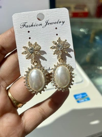 Star Pearl Earing ✨🤍
