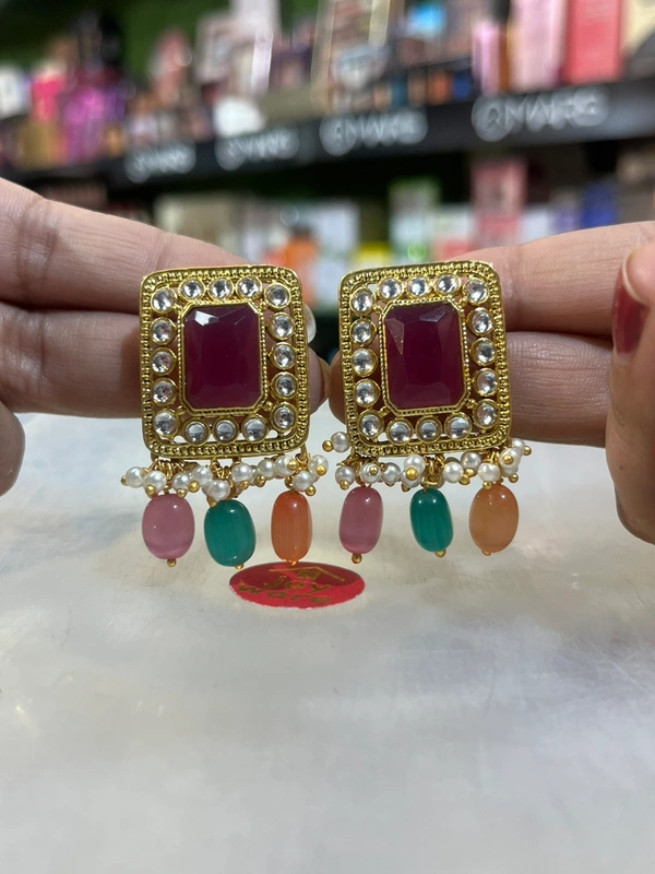 Shena Monolisa Stone Stud  - Purple