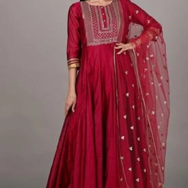 Women's Ethnic Sets
