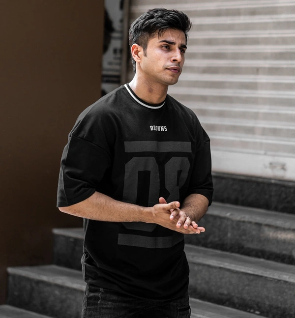 Mens Stylish Over Sized Rubber Printed Premium Cotton Black T-Shirt - S