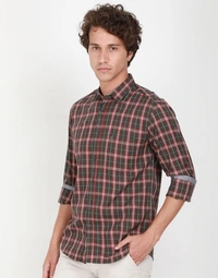 Checkered Casual Shirt - Large
