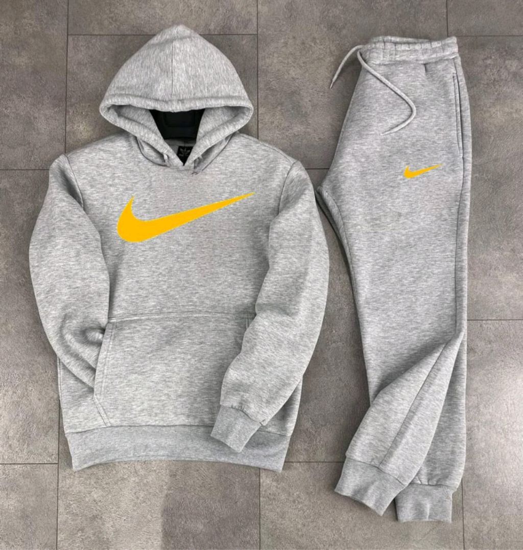 Nike winter tracksuit mens online