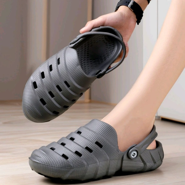 Mens Classy Soft Clogs - Gray, 9
