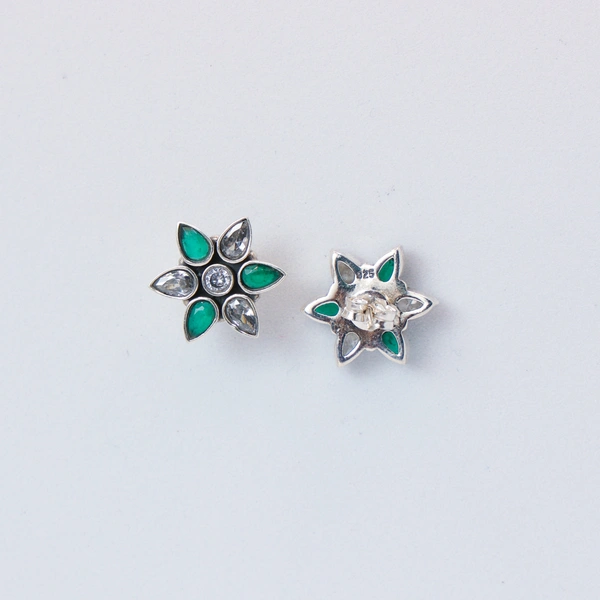 Classic stone studs