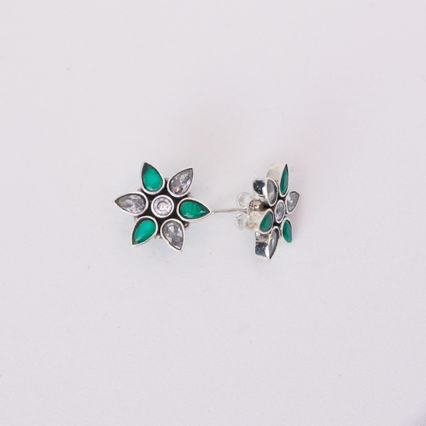 Classic stone studs