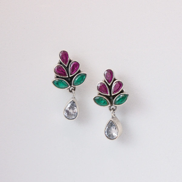 Classic multicolor studs