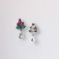 Classic multicolor studs
