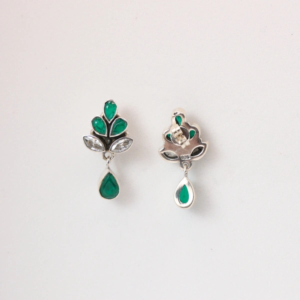 Classic stone earrings