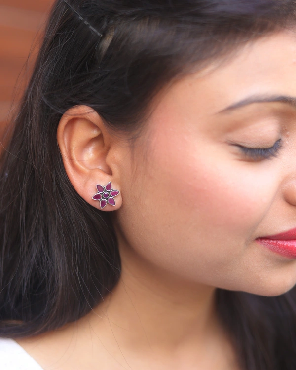 Classic pink studs
