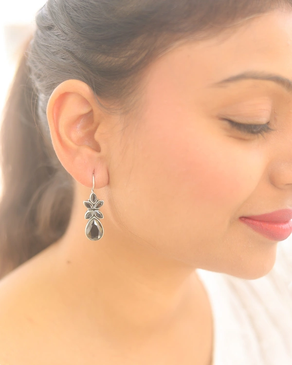 Classic Black earrings