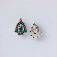 Classic multicolor studs