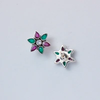 Classic multicolor studs