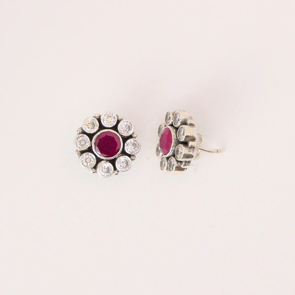 Classic stone studs