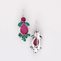 Classic multicolor studs