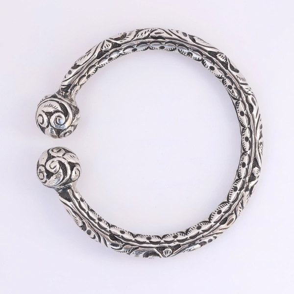 Carving Ball Bangle Flexible
