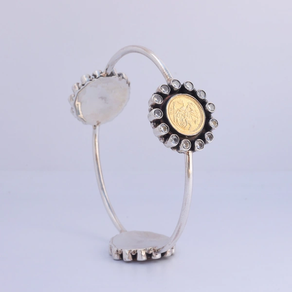 Coin bangle with Zirconia