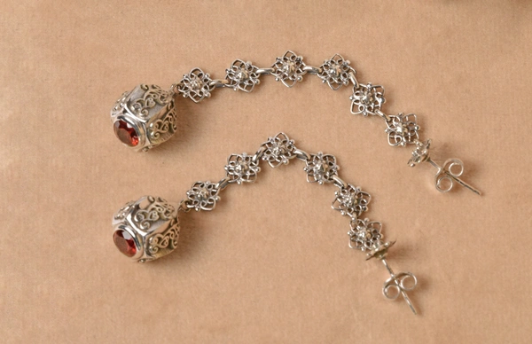 Garnet jali work 925 silver earrings