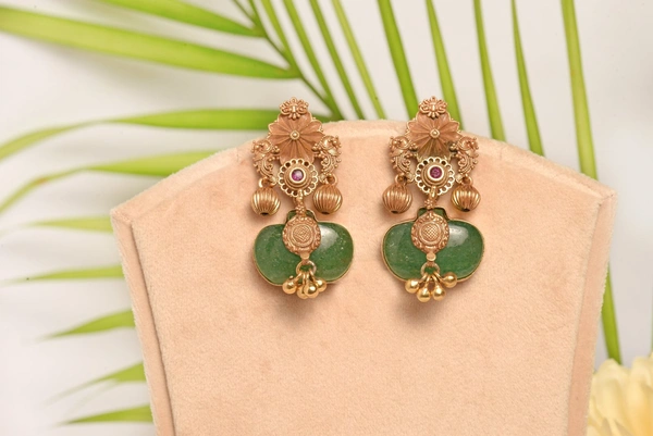 Gold plated 925 silver green aventurine earrings