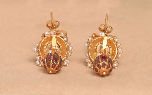 Gold plated 925 silver kundan coral earrings