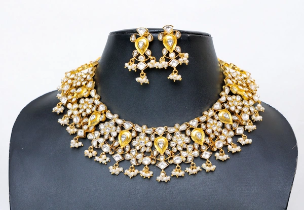 Kundan necklace