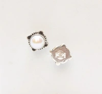 Pearl tops