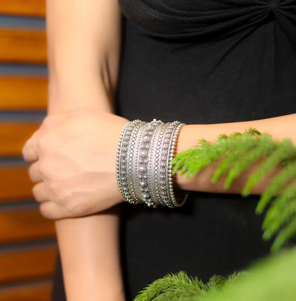 Rawa Cuff Openable