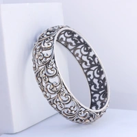 Bangle with jali work