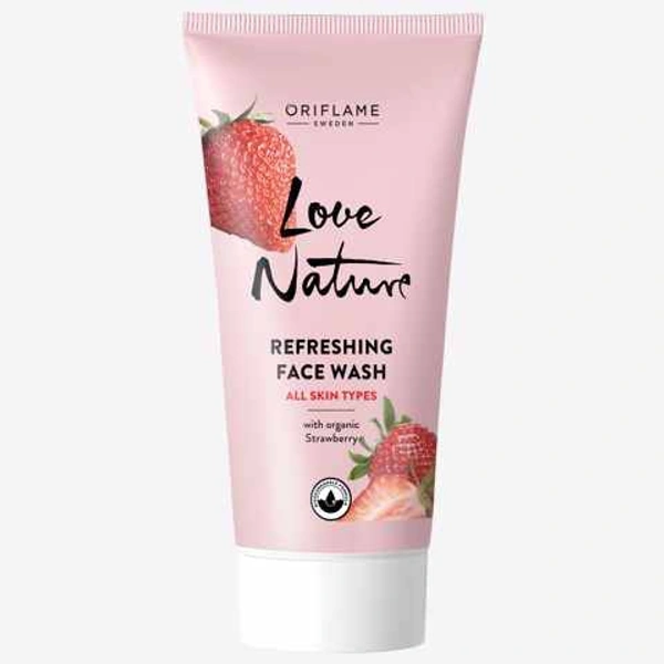 Refreshing Face Wash with Organic Strawberry