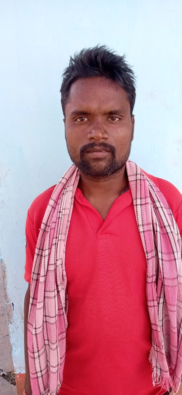 मजदूर संतोष मांझी 📞~7990280234🛡️ - 📞~7990280234, पंचबदन स्थान के पास, हवेली खड़गपुर