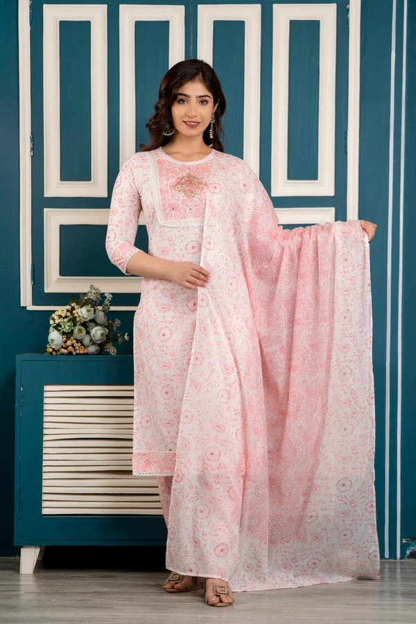 FASHION DEPTH Embroidered & Printed Rayon Kurta, Pant & Dupatta Set For Women - Pink, 3XL
