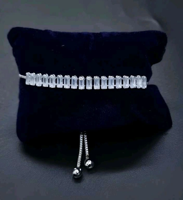 Brashlet Rakhi - Silver
