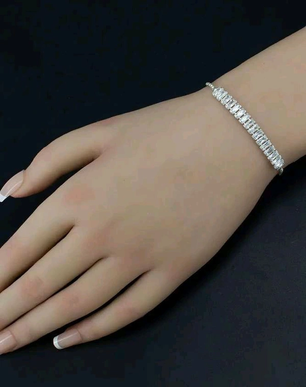 Brashlet Rakhi - Silver