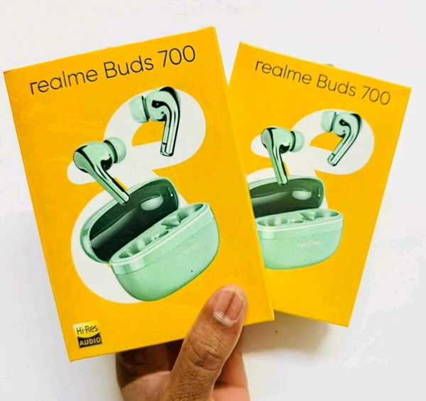 Realme Buds 700 Airbuds 