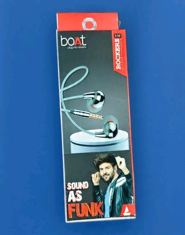 Boat Rockerz 550 Earphone Box Peking 
