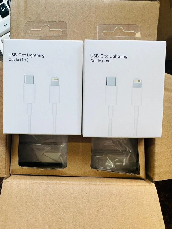 C To iPhone Cable Og