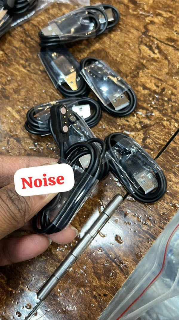 Noise Smartwatch charger 