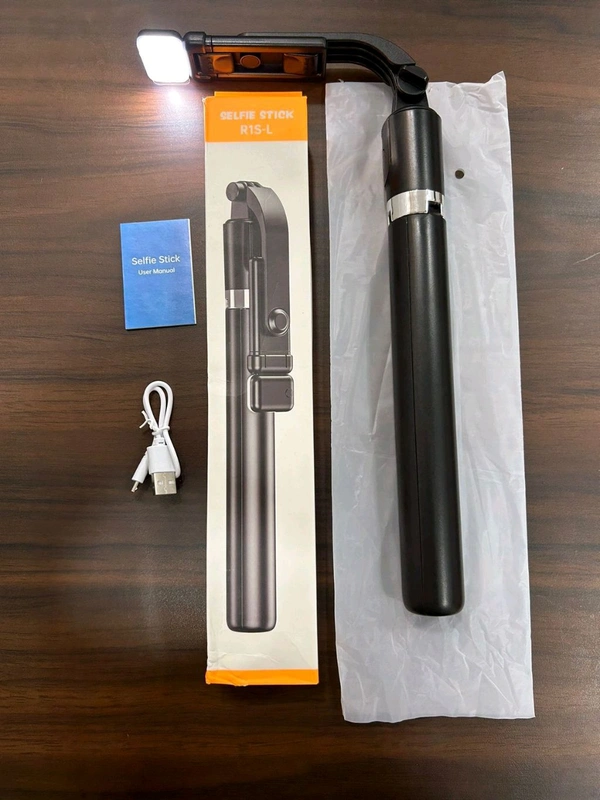 R1S L SELFIE STICK